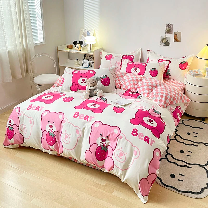 Housse de Couette Ours à la Fraise : Douceur et Gourmandise Rose