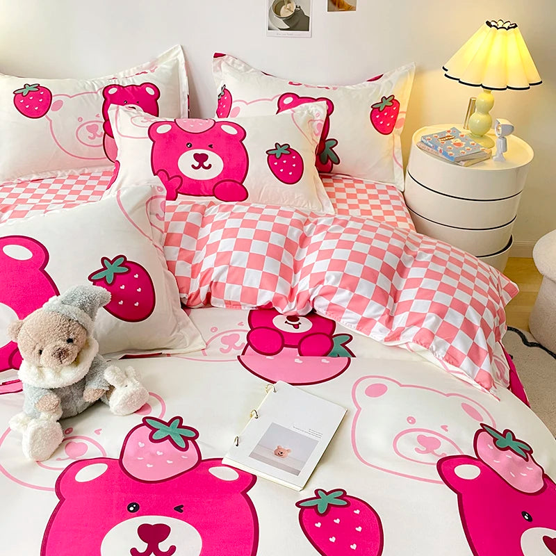 Housse de Couette Ours à la Fraise : Douceur et Gourmandise Rose